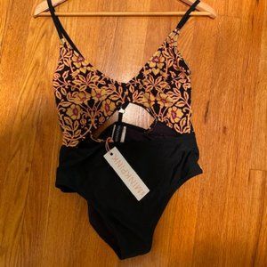 MINKPINK Swimsuit (Full/ Black) in Size W US Large